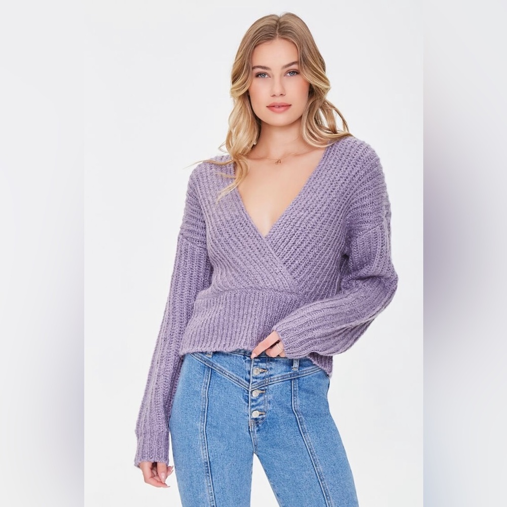 NWT Purl Knit Surplice Sweater - F21 - Small